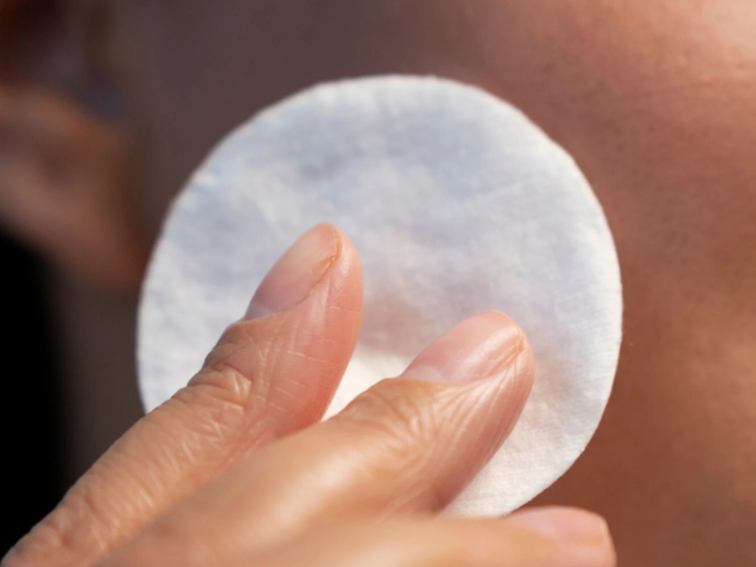 Démaquillant biphasé – démaquillant yeux waterproof et démaquillant visage