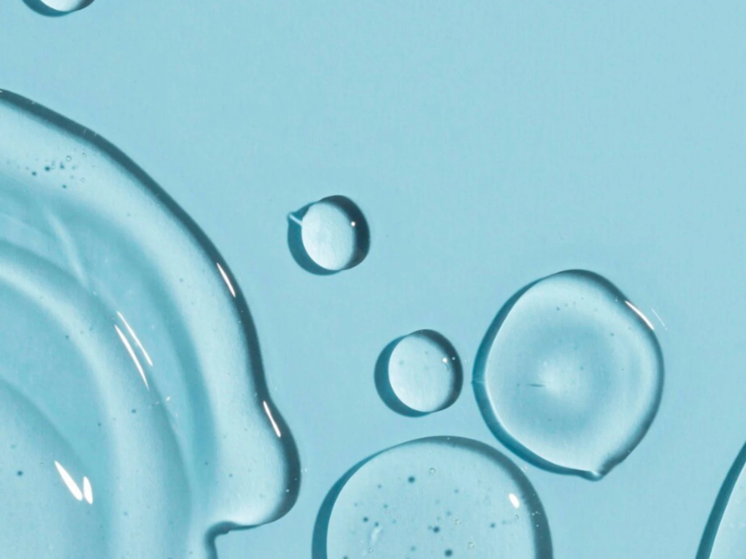 Texture gel hydratant visage – gel double hydratation avec gouttes d’hydratation