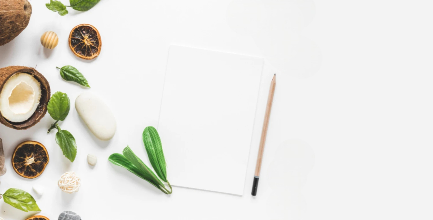 Ingrédients naturels sur fond blanc, illustration huile de jojoba et vitamine e pour le visage.